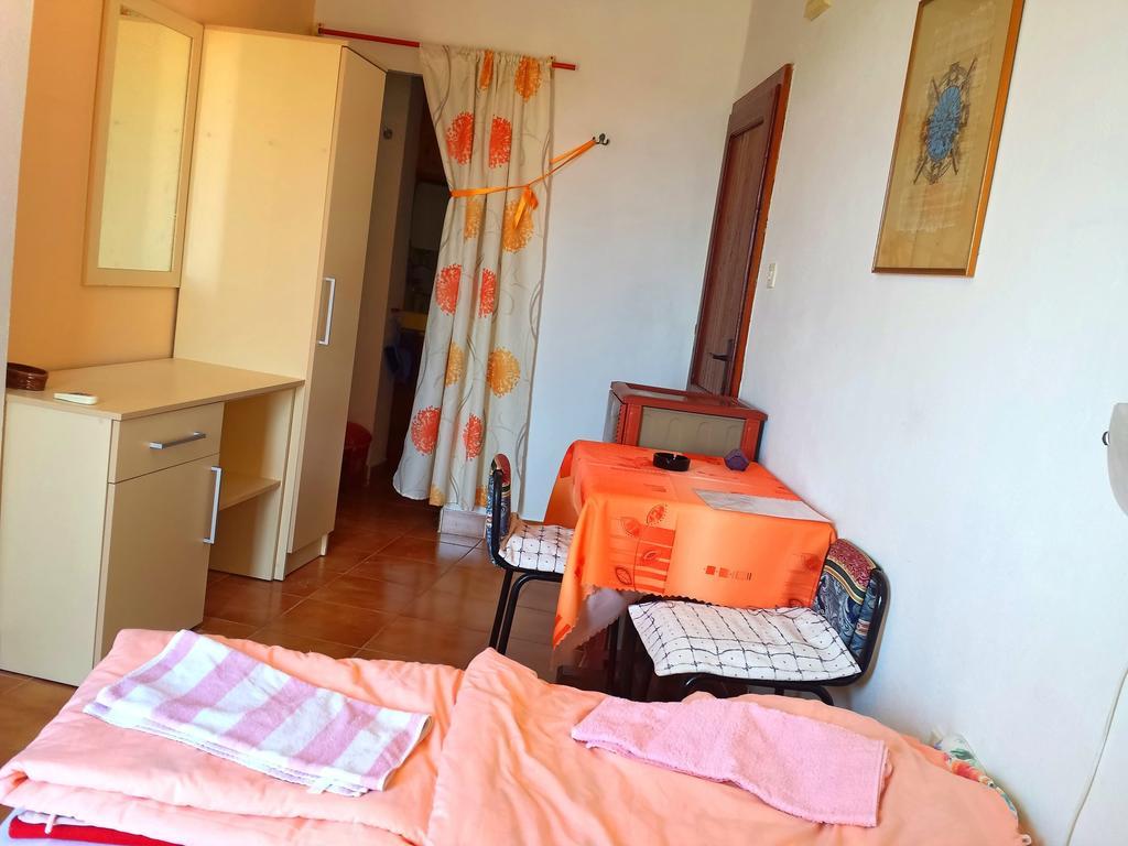 Apartments Prag Ulcinj Habitación foto